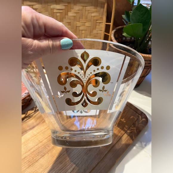 Vintage gold plated serving bowl - Picture 4 of 8